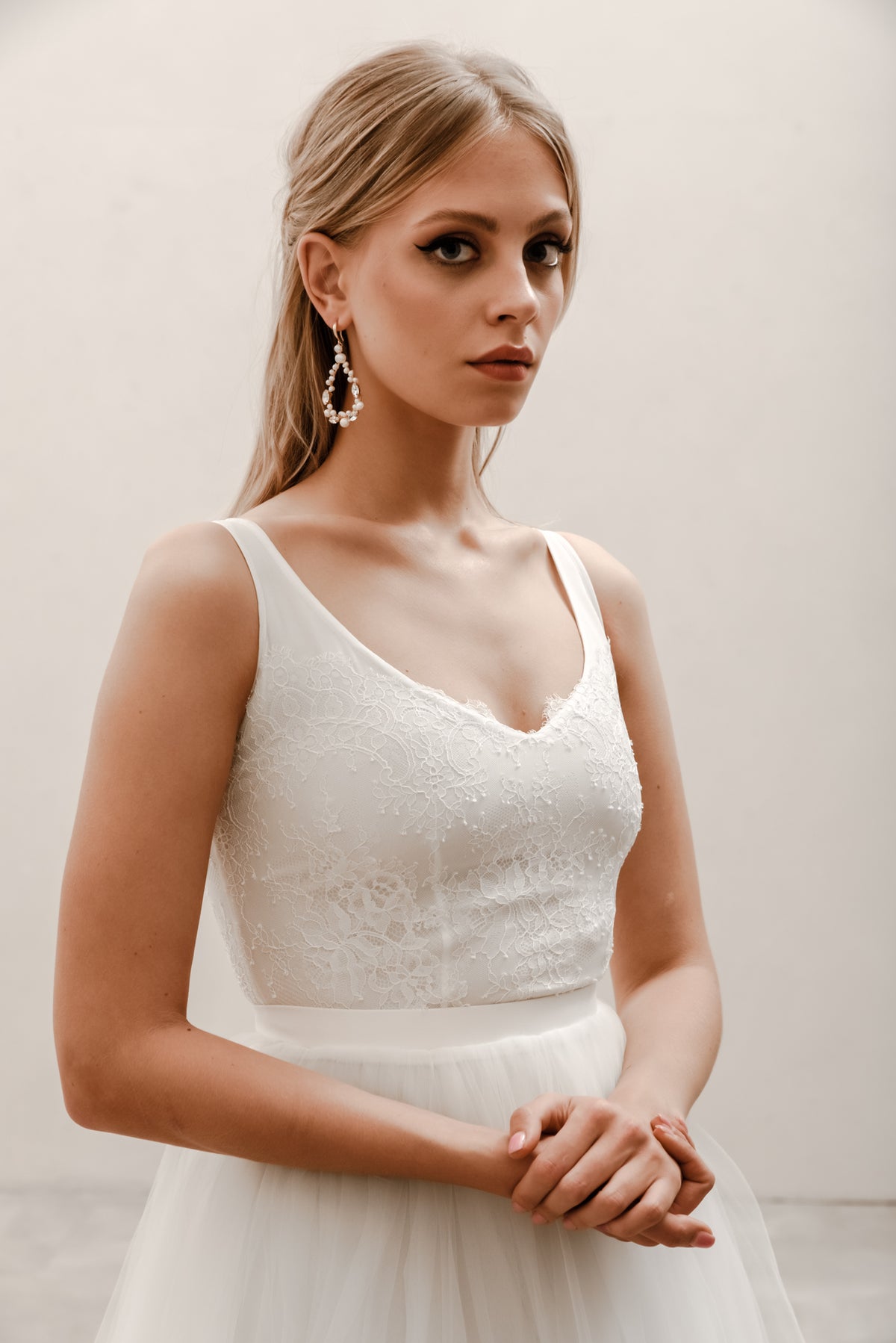 Ella Wired Pearl Earrings - E075 (DISCONTINUED)