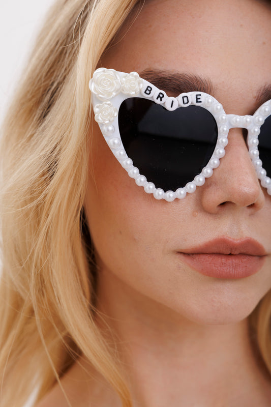Pack of 5 Bride To Be Sunnies