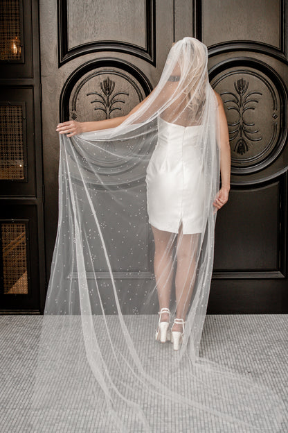 Dew Drop Veil V2410