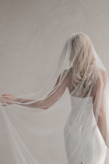 Dew Drop Veil V2410
