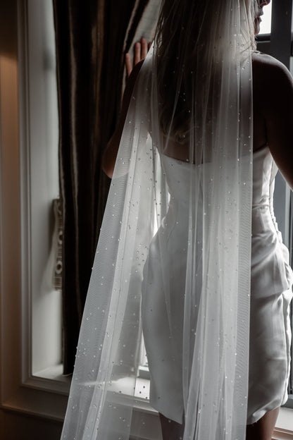 Dew Drop Veil V2410