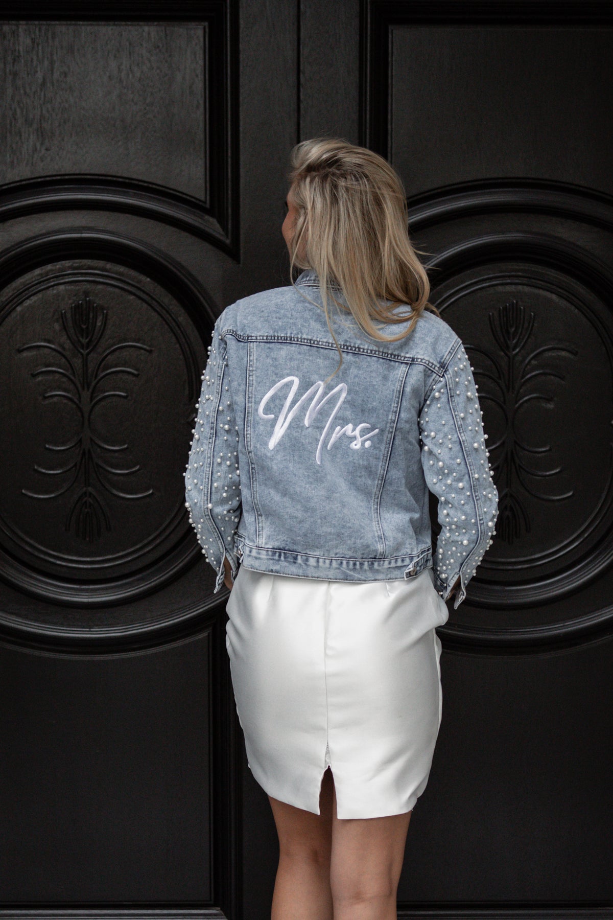 Pearl Sleeve Jacket