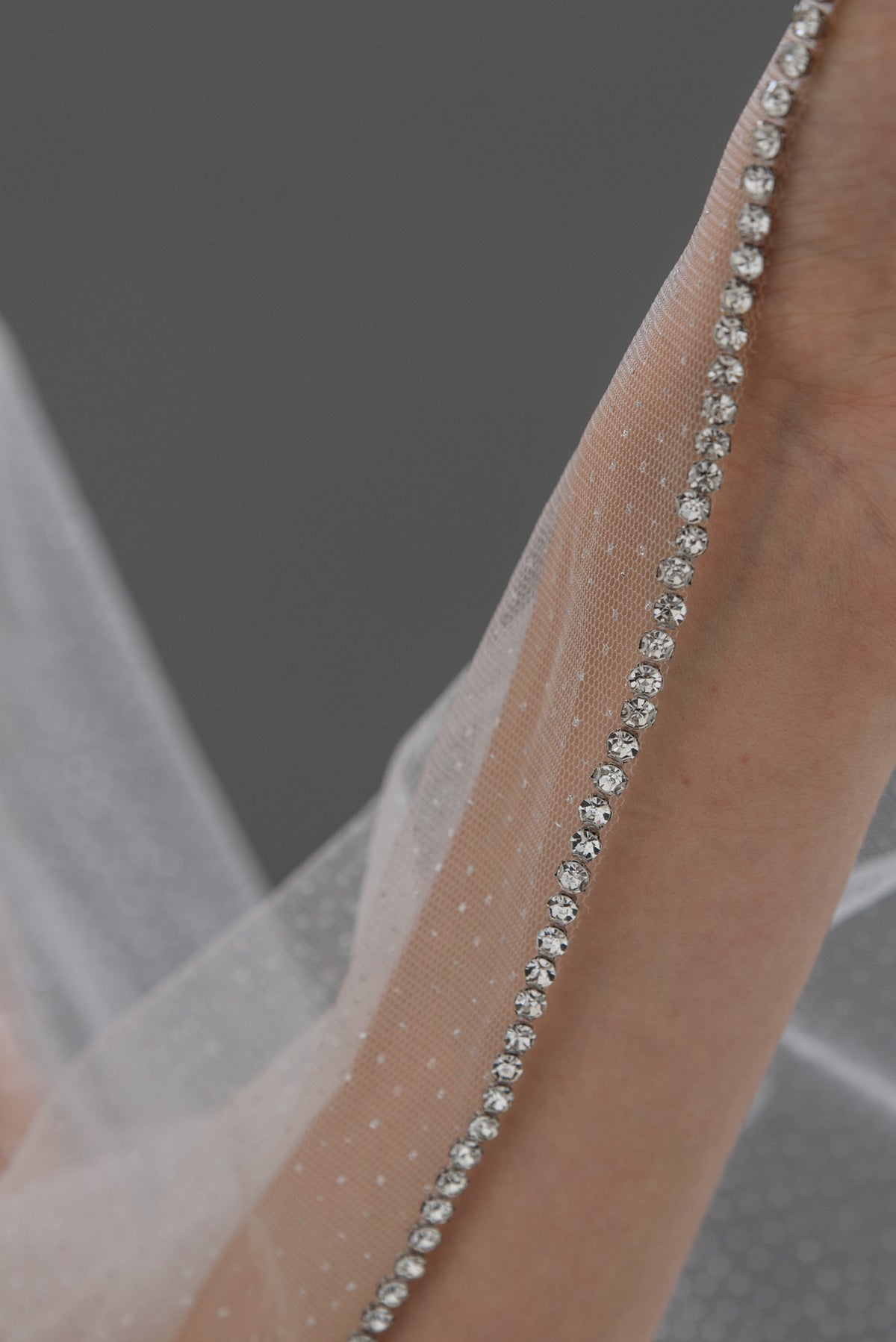 Veil V2416