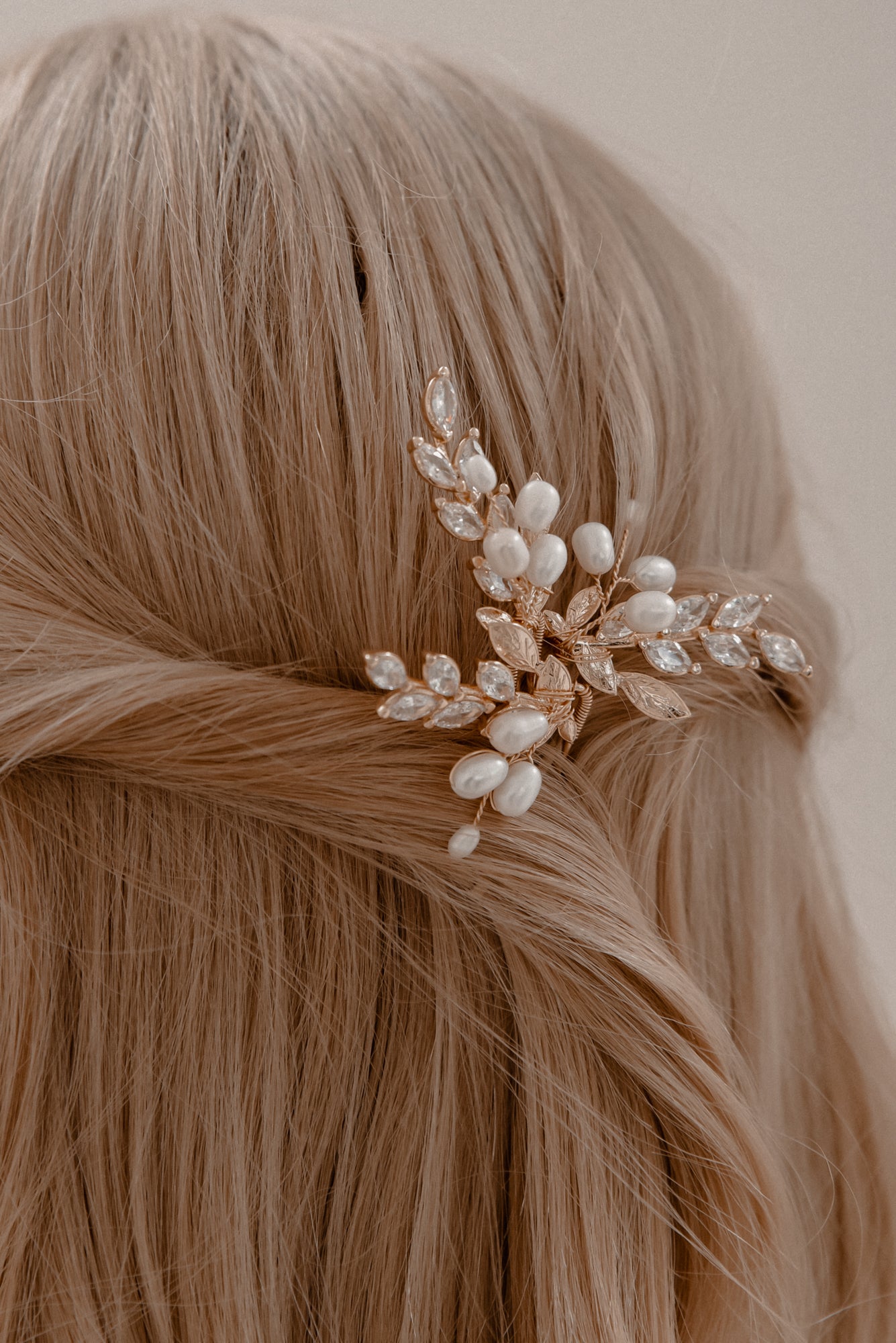 H2495 Hair Pins (DISCONTINUED)