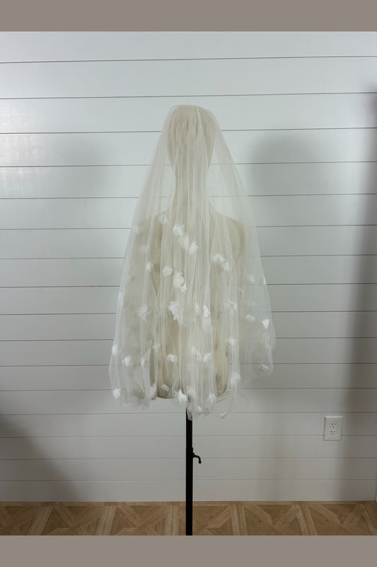 Fingertip Veil Sample