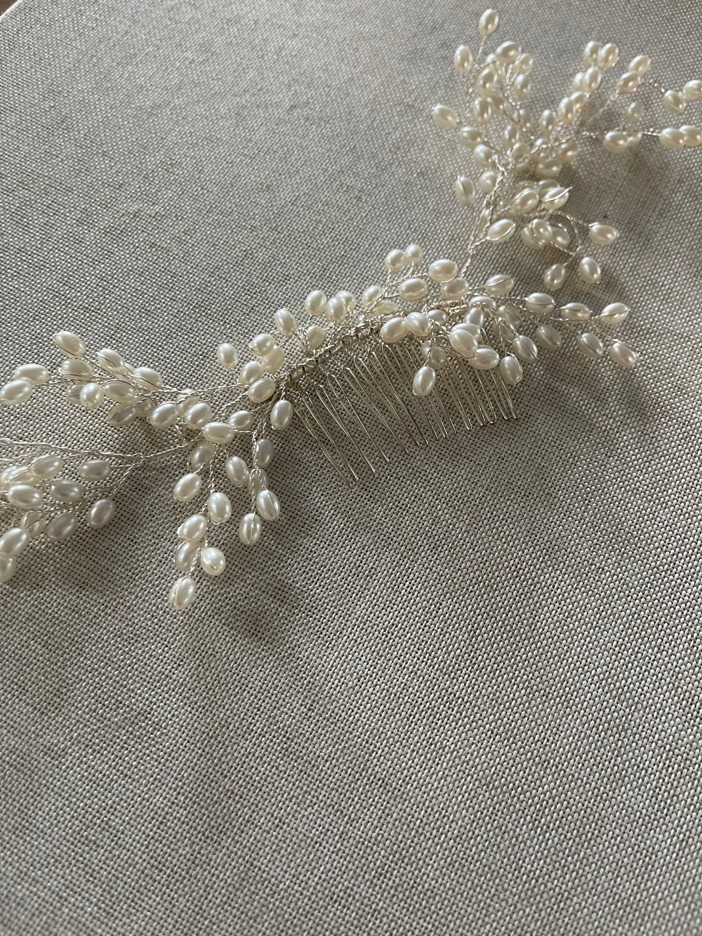 10” wide silver and pearl hair comb