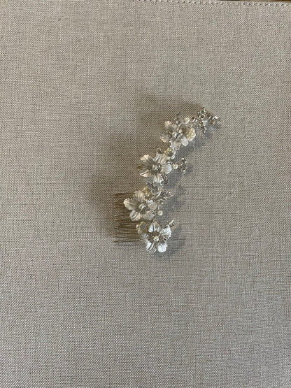 Silver hair comb, 5 inches long