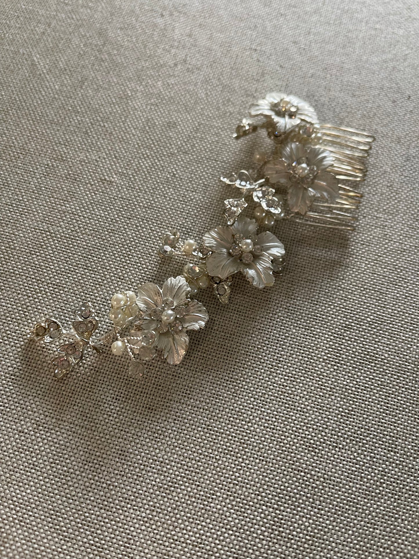 Silver hair comb, 5 inches long