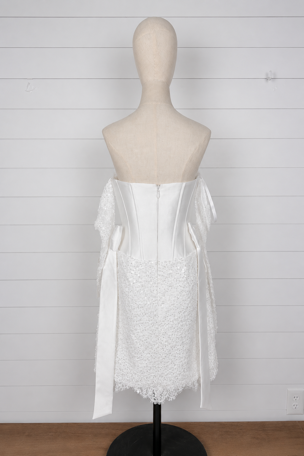SAMPLE DRESS SIZE 6