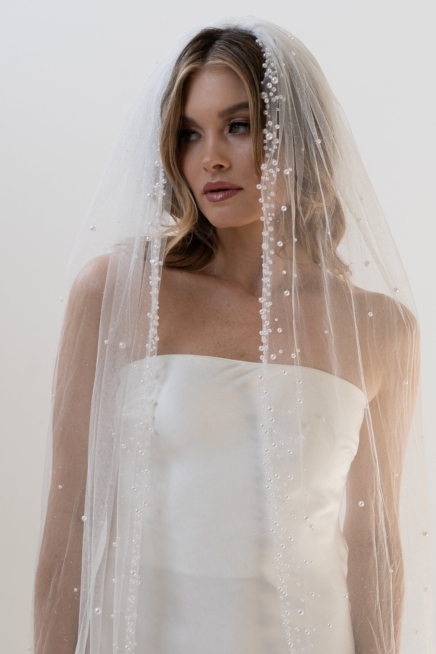 Luna Veil - FW25-001