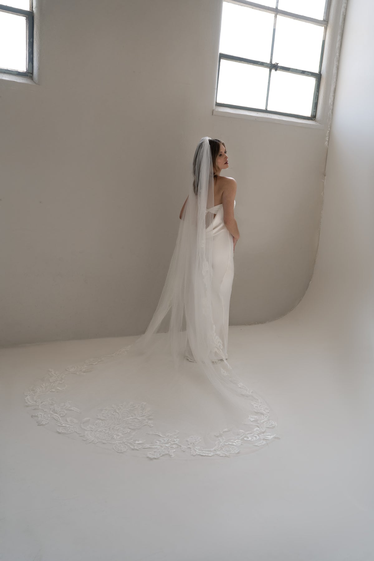 Evelina Veil