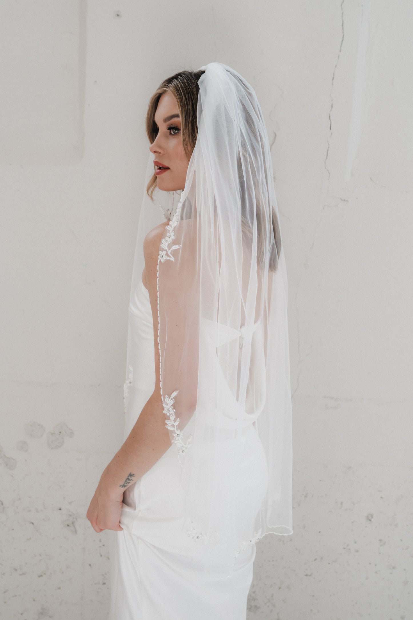 Laurel Veil - FW25-061 (DISCONTINUED)