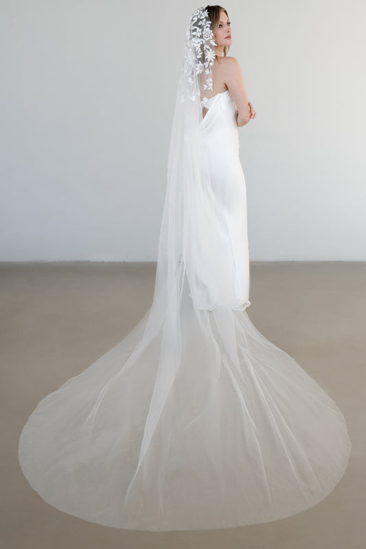 Estelle Veil - FW25-017