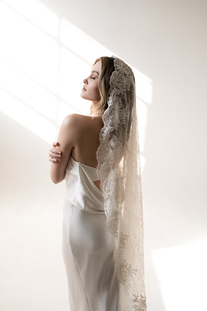 Luciana Veil - FW25-022
