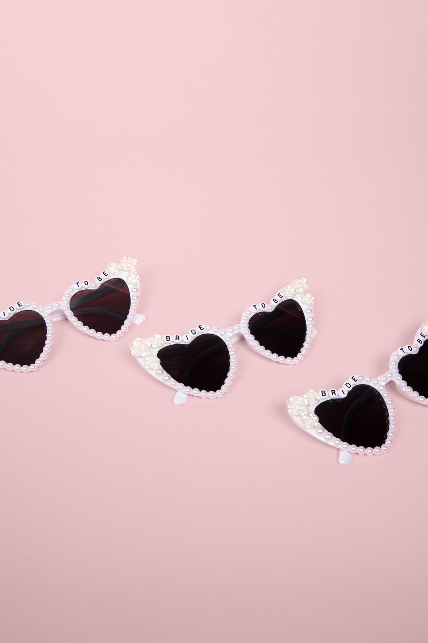 Pack of 5 Bride To Be Sunnies