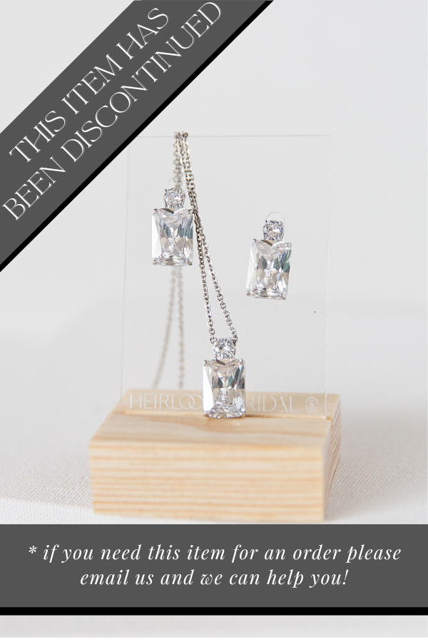 Raven Jewelry Set (DISCONTINUED)