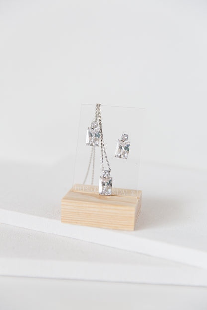 Raven Jewelry Set (DISCONTINUED)