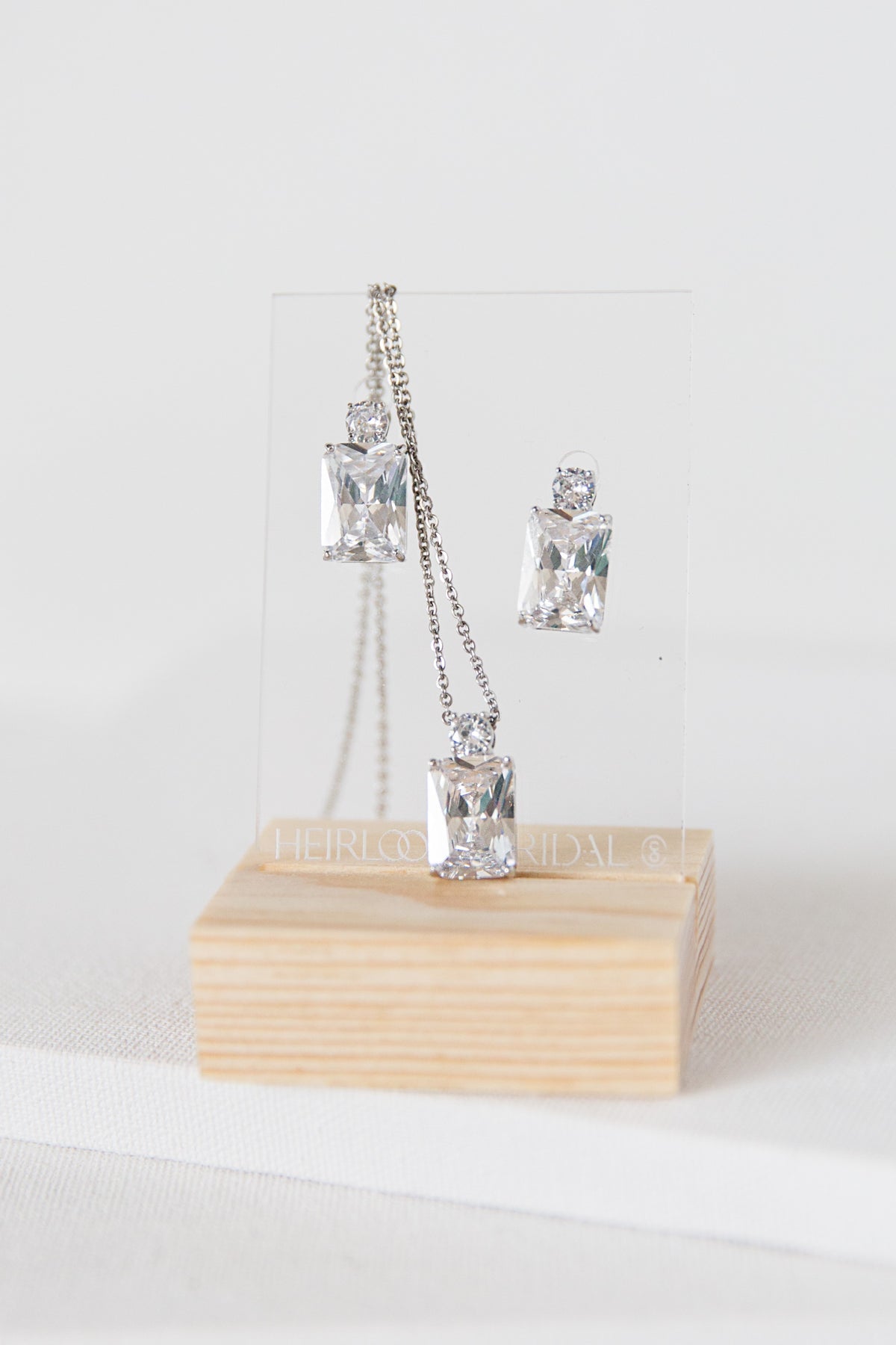Raven Jewelry Set (DISCONTINUED)