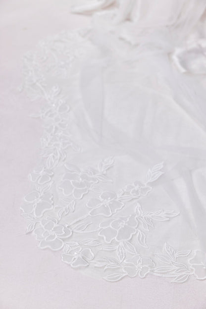 Chloe Veil