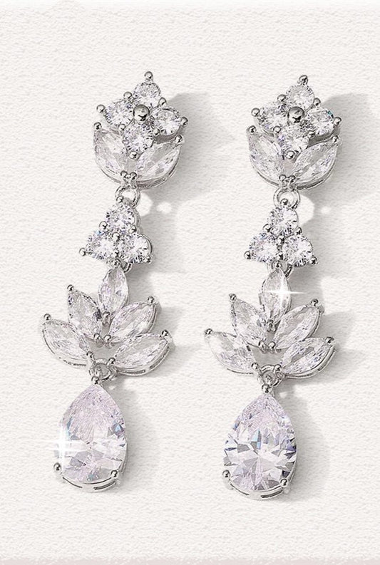 Alice CZ Drop Earrings E036