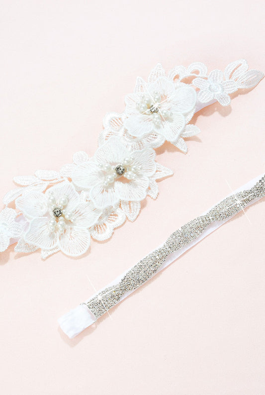 Fleur Crystal and Lace Garter Set White F27-C17