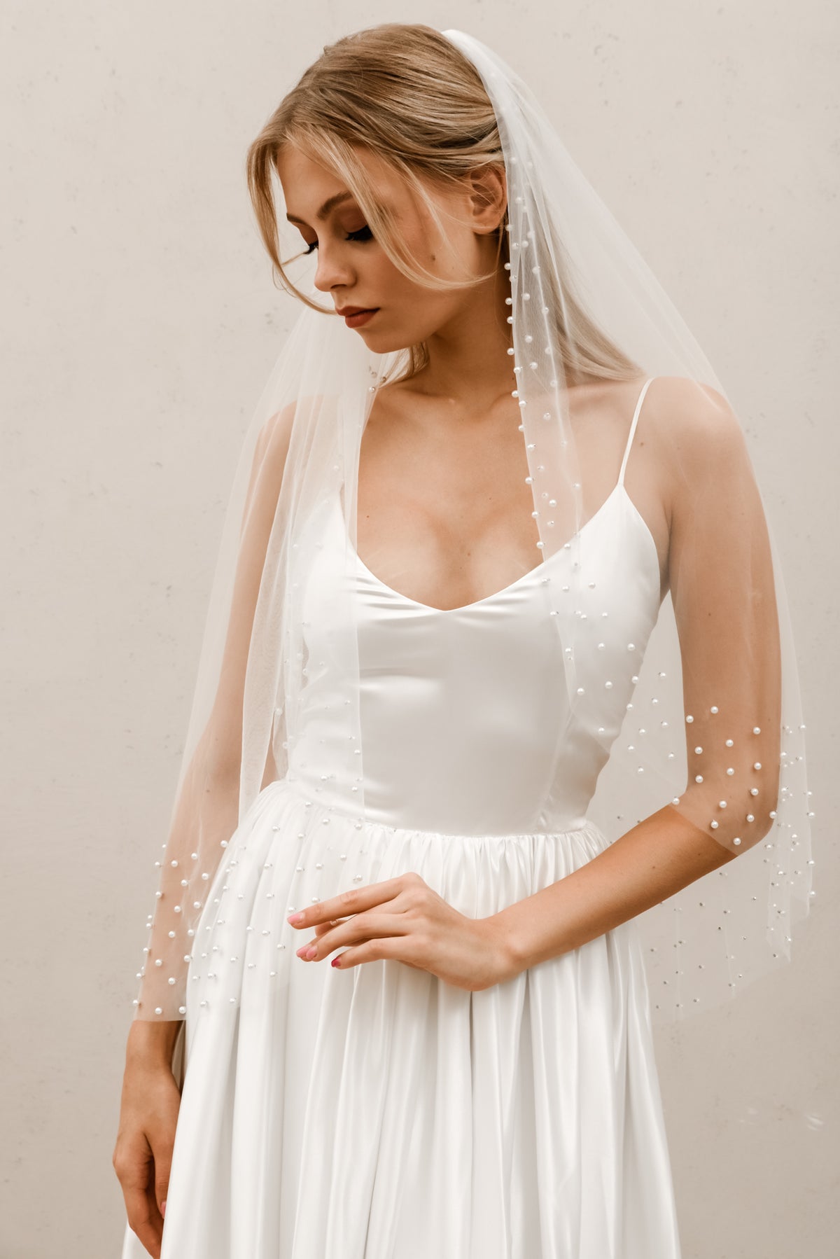 Pearl Border Veil V002