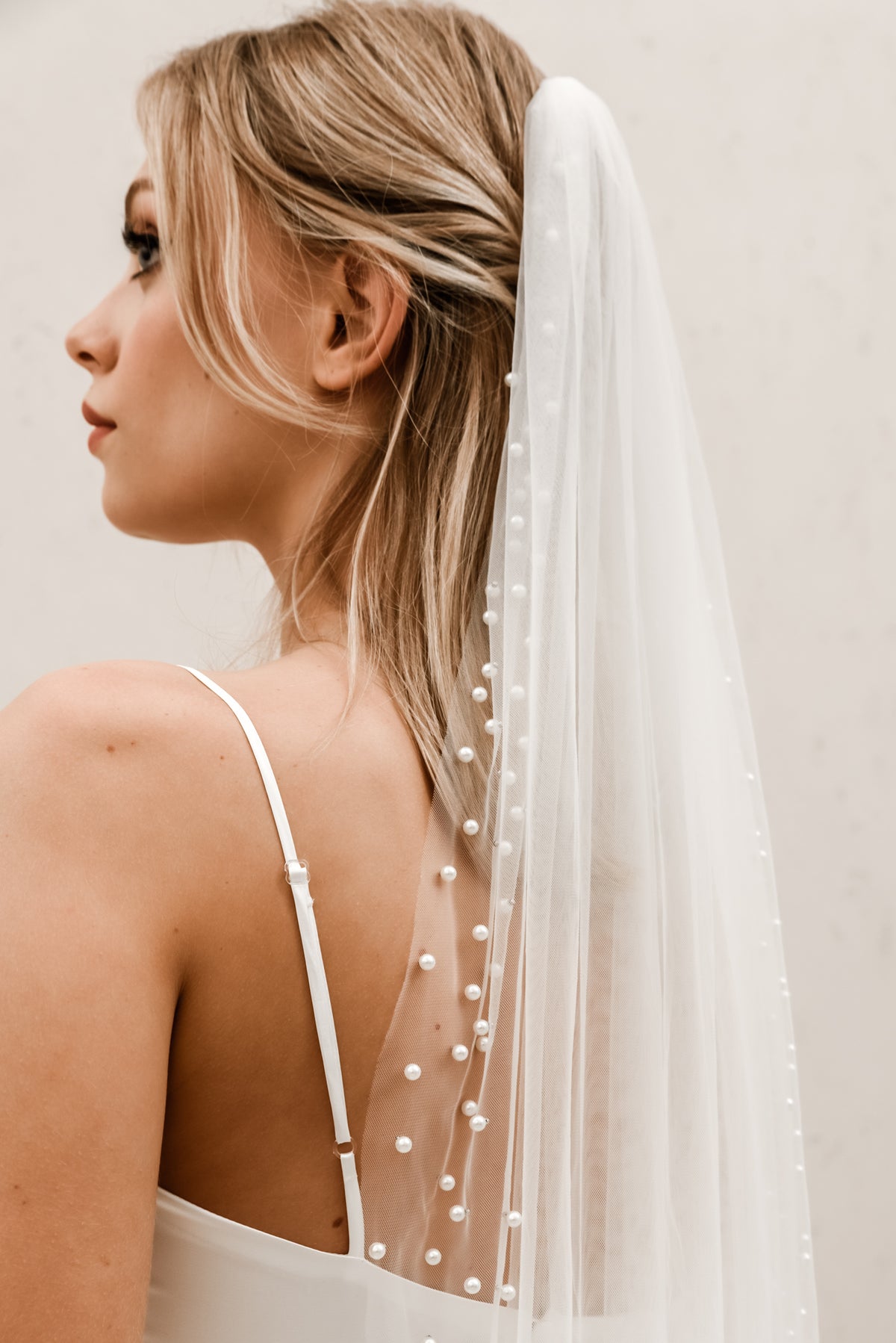 Pearl Border Veil V002