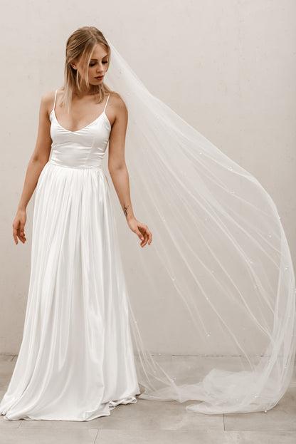 Cluster Pearl Veil V010
